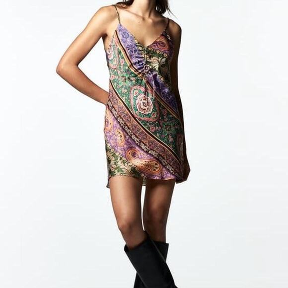 ZARA printed mini dress multicolor
Size Small - Picture 1 of 9
